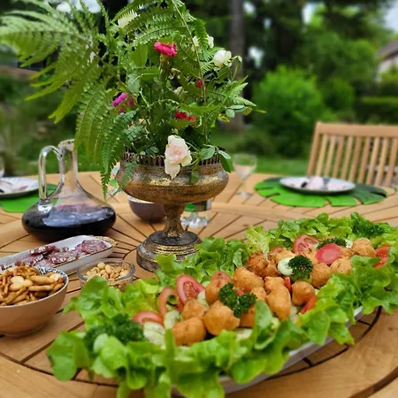 فندق مبيت وإفطار Mon-domisiladore